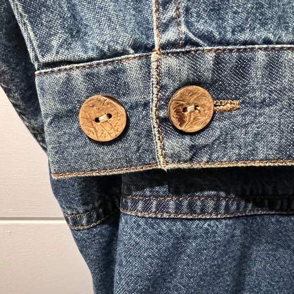 Ohio State Buckeyes Denim Jacket - Picture 4 of 4